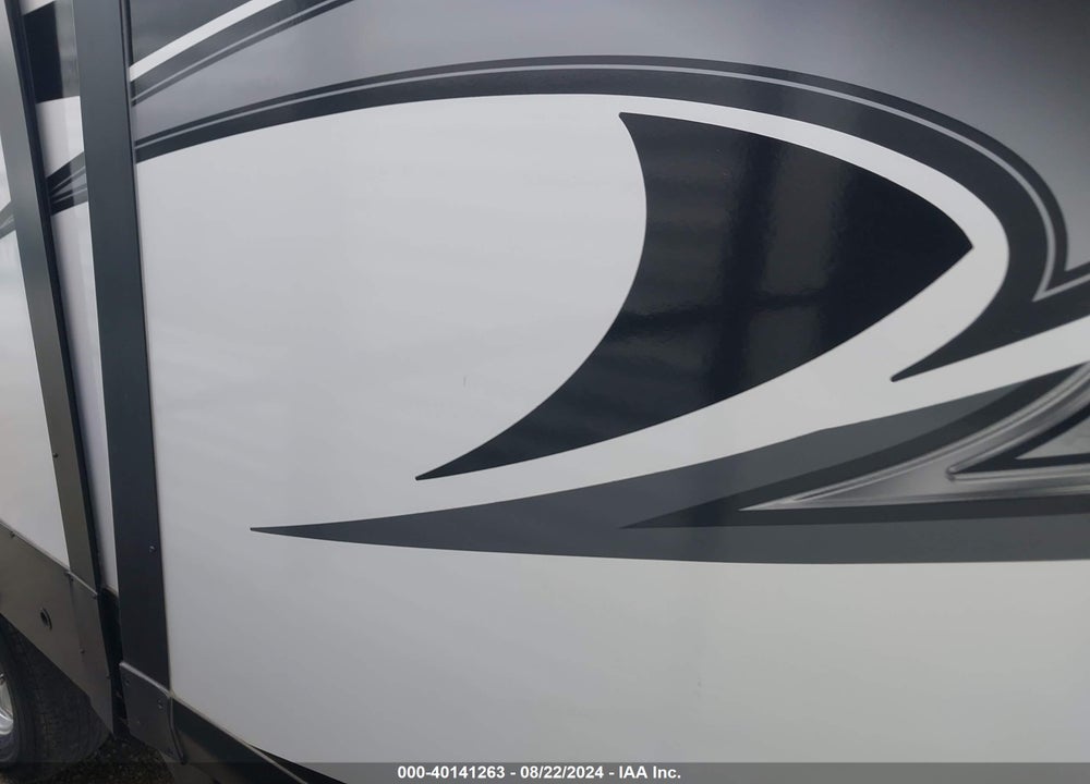 2022 GRAND DESIGN REFLECTION VIN: 573TR3728N3338126