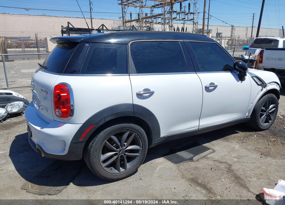 2013 MINI COUNTRYMAN COOPER S VIN: WMWZC3C52DWP24053