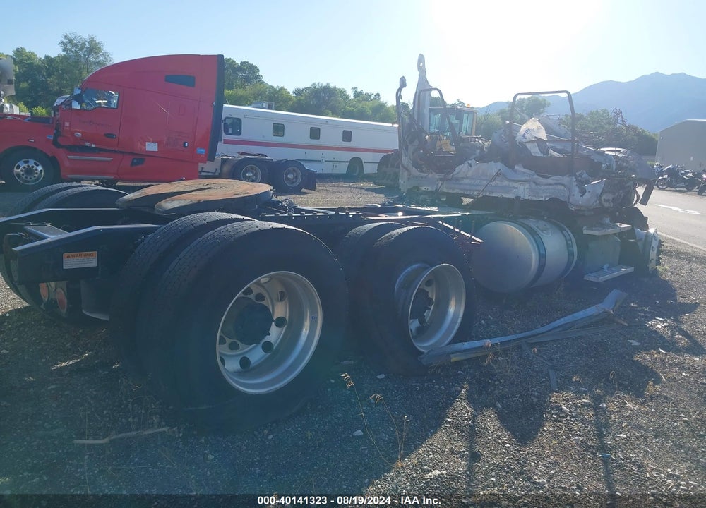 2018 FREIGHTLINER CASCADIA 125 VIN: 3AKJGEDR4JSHD9308
