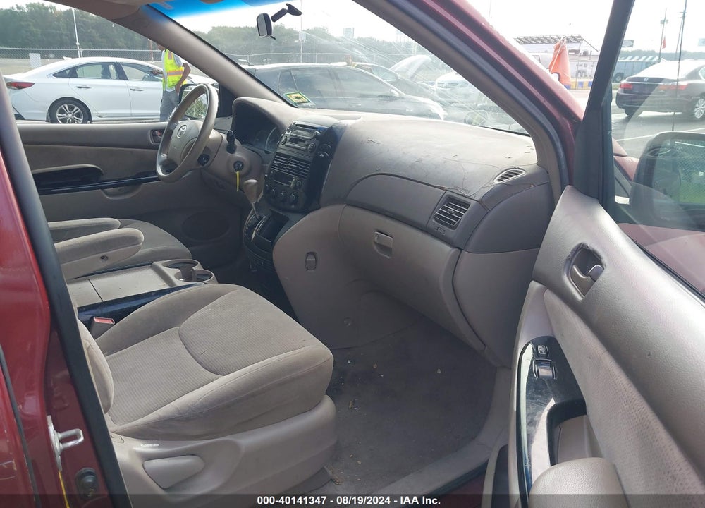 2004 TOYOTA SIENNA LE VIN: 5TDZA23C34S120514