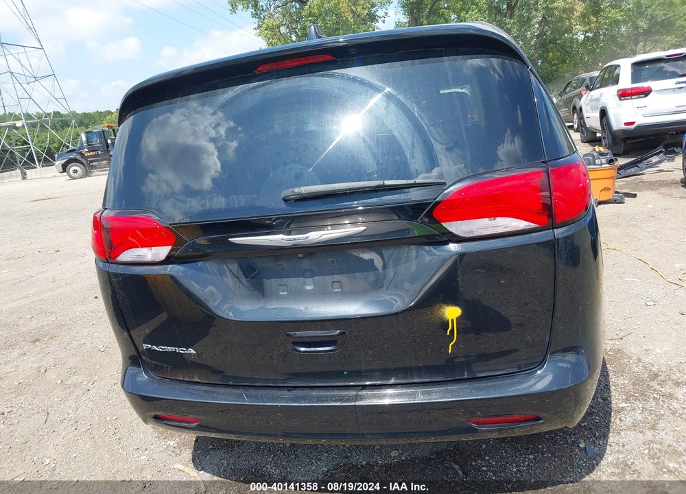 2017 CHRYSLER PACIFICA TOURING VIN: 2C4RC1DG9HR747397