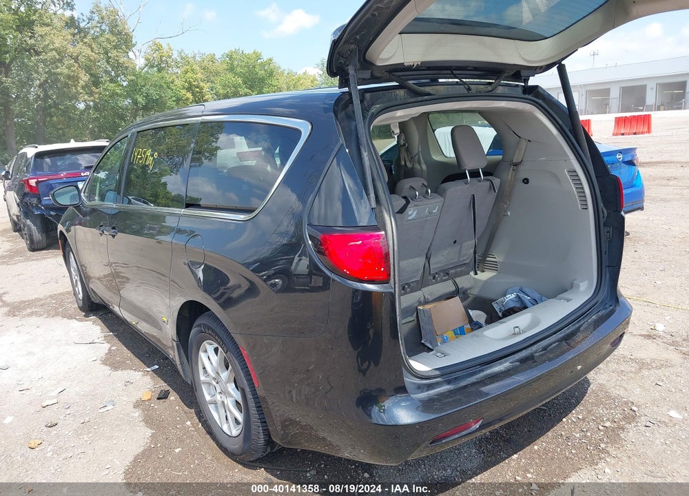2017 CHRYSLER PACIFICA TOURING VIN: 2C4RC1DG9HR747397