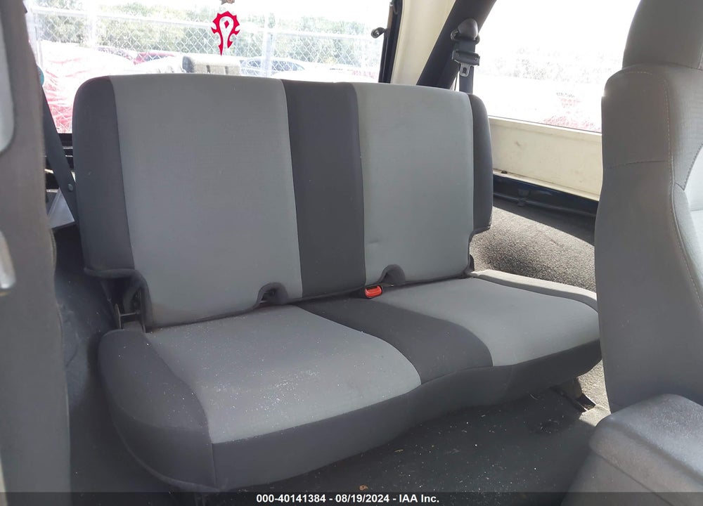 2005 JEEP WRANGLER UNLIMITED VIN: 1J4FA44S95P311137