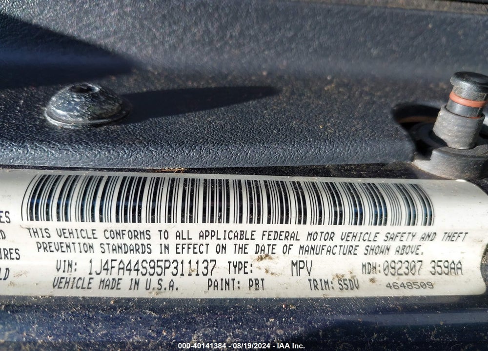 2005 JEEP WRANGLER UNLIMITED VIN: 1J4FA44S95P311137