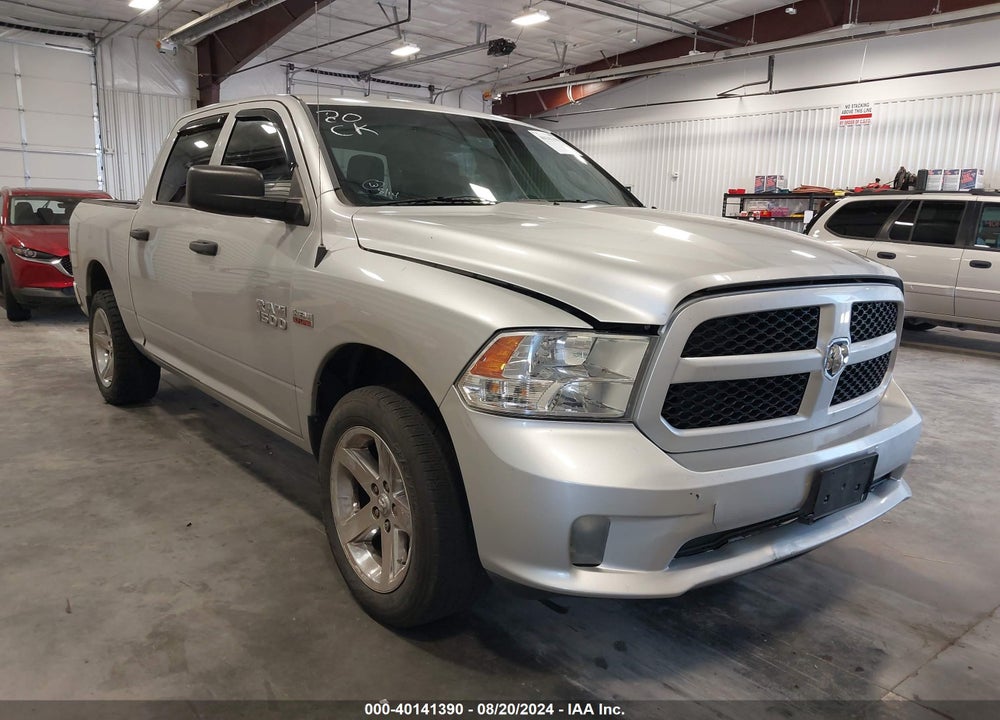 2015 RAM 1500 EXPRESS VIN: 1C6RR7KTXFS673380