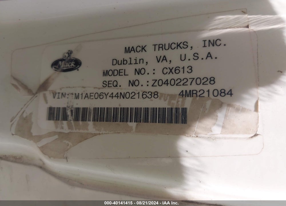 2004 MACK CX613 CX600 VIN: 1M1AE06Y44N021638