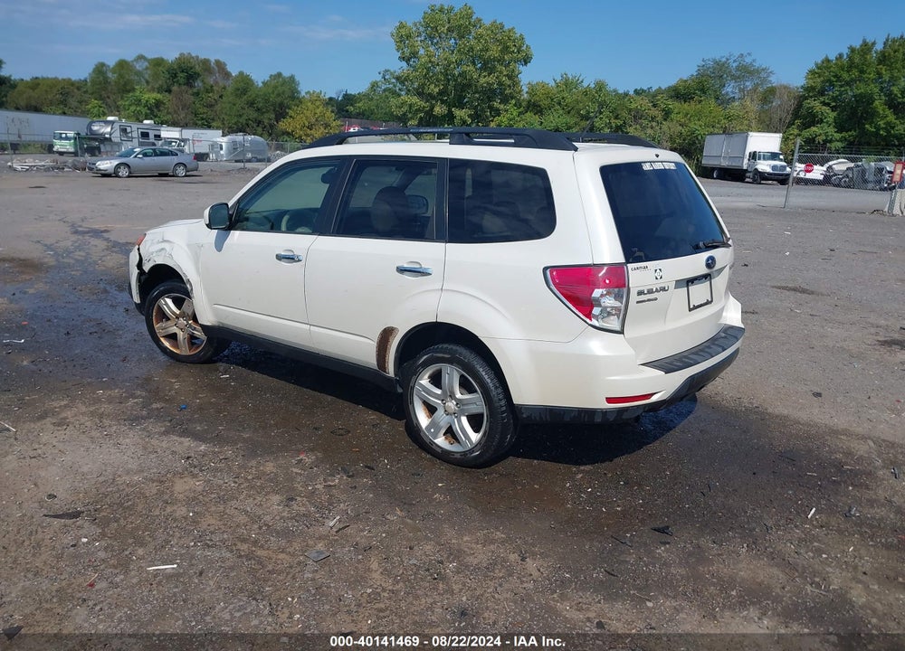 2010 SUBARU FORESTER 2.5X PREMIUM VIN: JF2SH6CC9AH739575