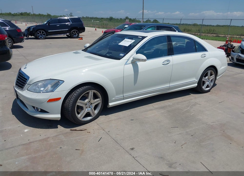 2009 MERCEDES-BENZ S 550 VIN: WDDNG71X49A243183