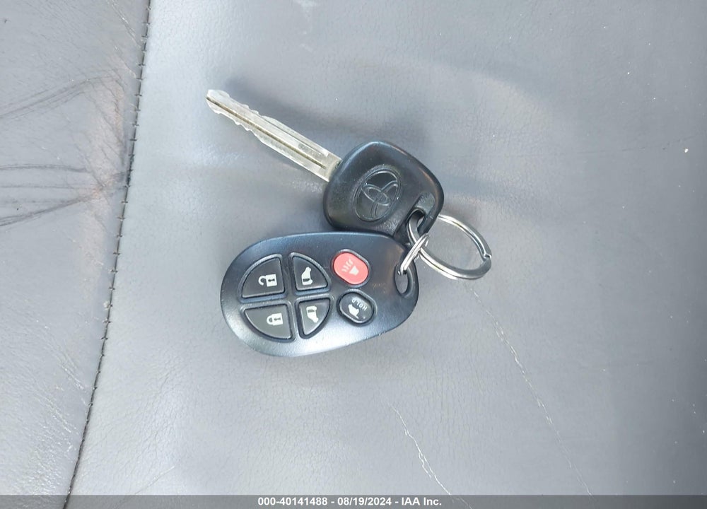 2006 TOYOTA SIENNA XLE VIN: 5TDZA22CX6S470503