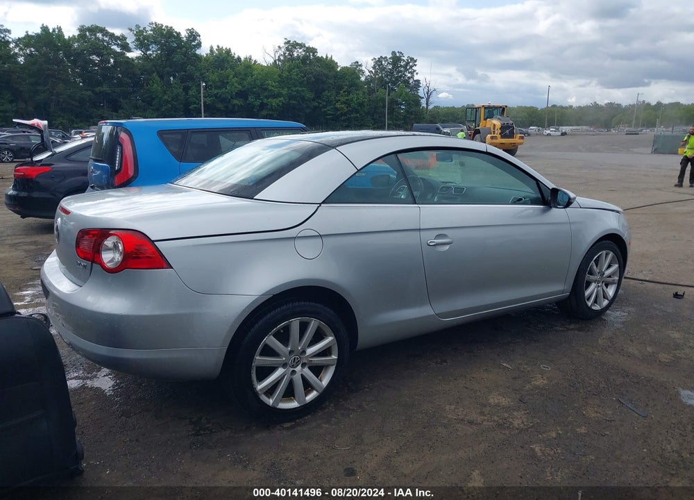 2011 VOLKSWAGEN EOS KOMFORT VIN: WVWBW7AH0BV003295