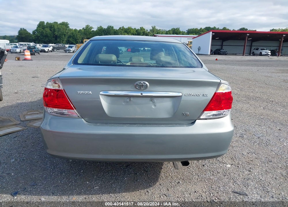 2005 TOYOTA CAMRY XLE V6 VIN: 4T1BF30K15U609085