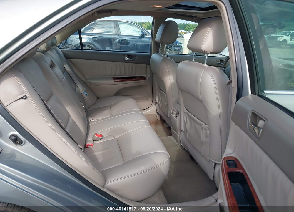 2005 TOYOTA CAMRY XLE V6 VIN: 4T1BF30K15U609085