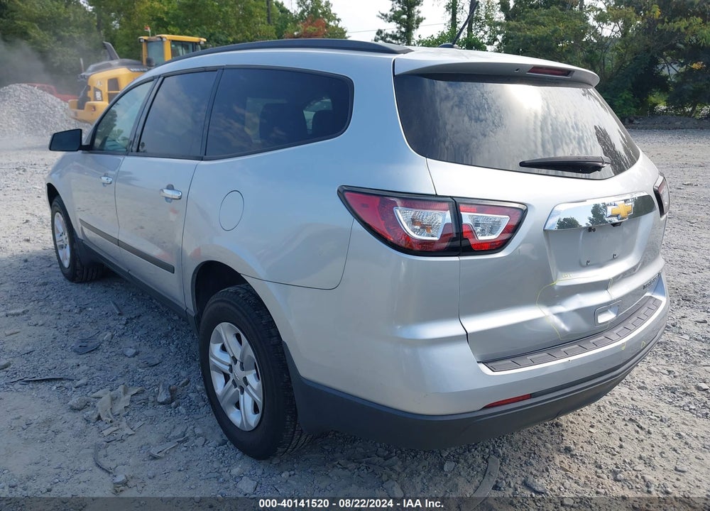 2015 CHEVROLET TRAVERSE LS VIN: 1GNKRFED2FJ199415
