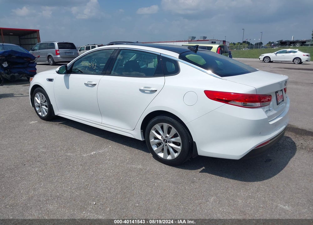 2016 KIA OPTIMA EX VIN: 5XXGU4L32GG121489