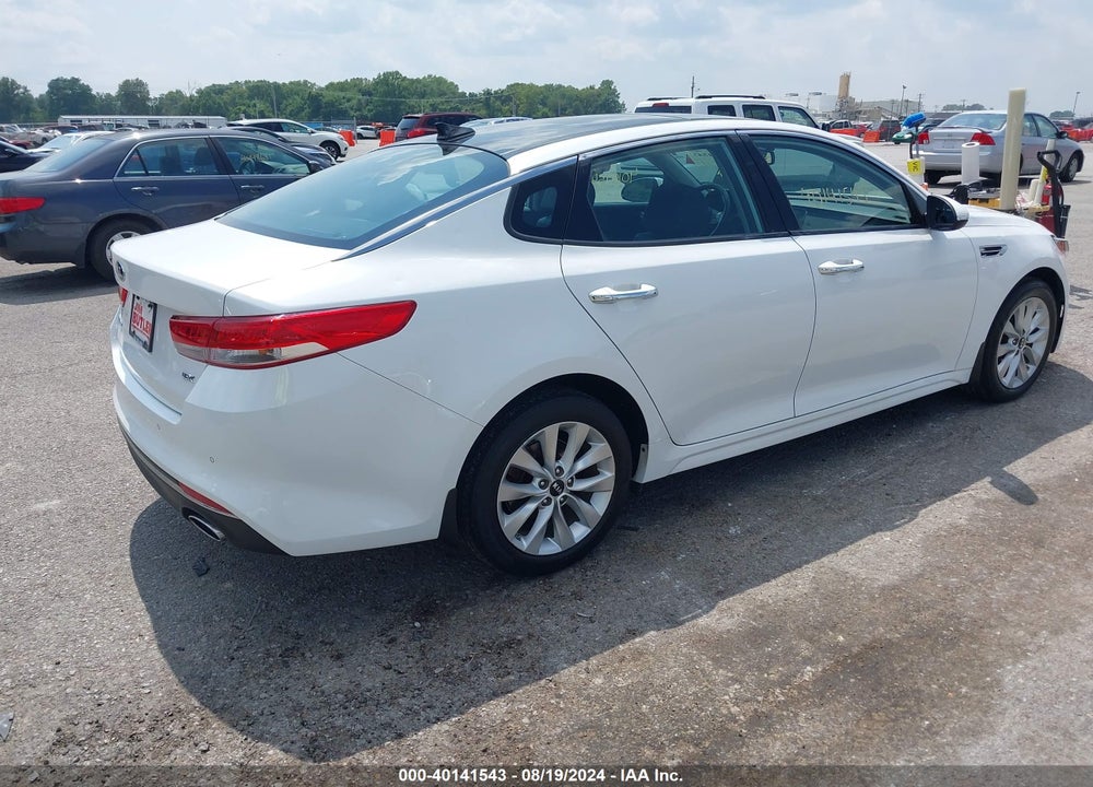 2016 KIA OPTIMA EX VIN: 5XXGU4L32GG121489
