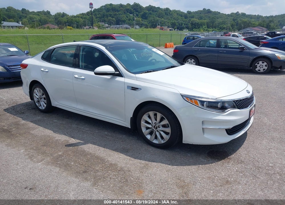 2016 KIA OPTIMA EX VIN: 5XXGU4L32GG121489