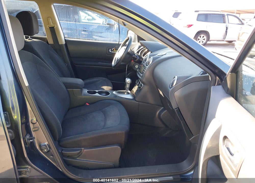 2015 NISSAN ROGUE SELECT S VIN: JN8AS5MT4FW670371