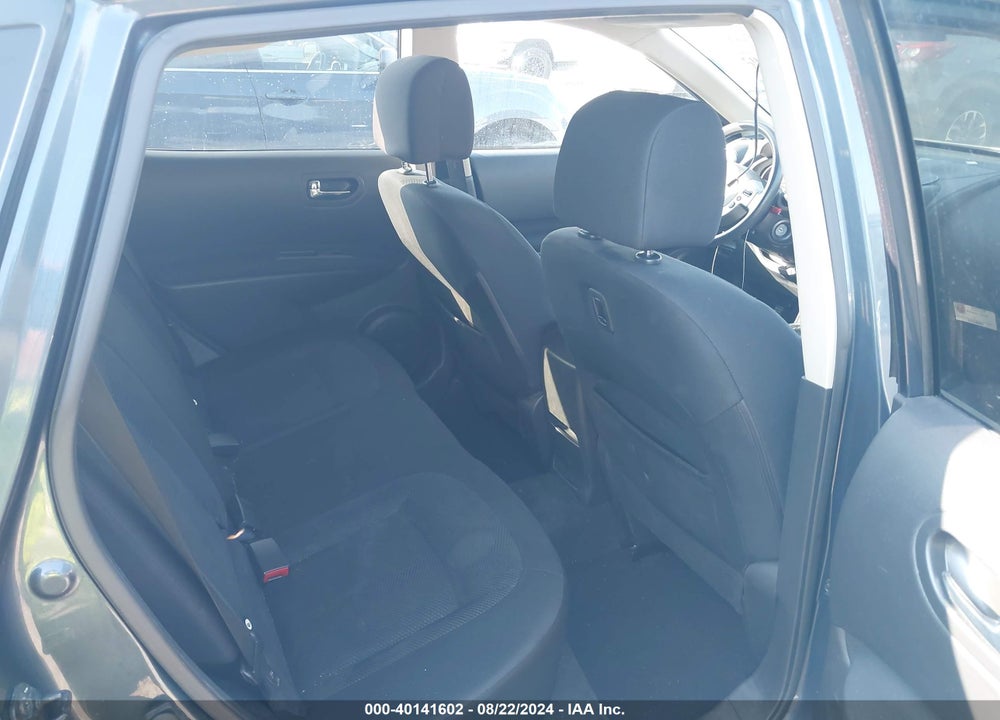 2015 NISSAN ROGUE SELECT S VIN: JN8AS5MT4FW670371