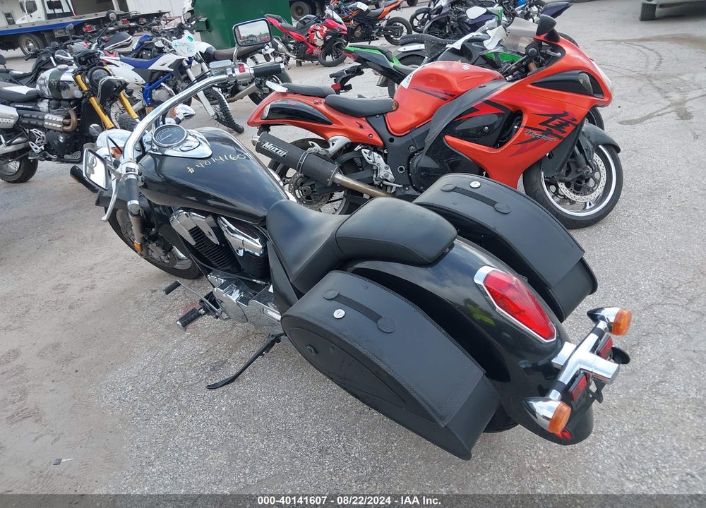 2010 HONDA VT1300 CR VIN: JH2SC6602AK001304
