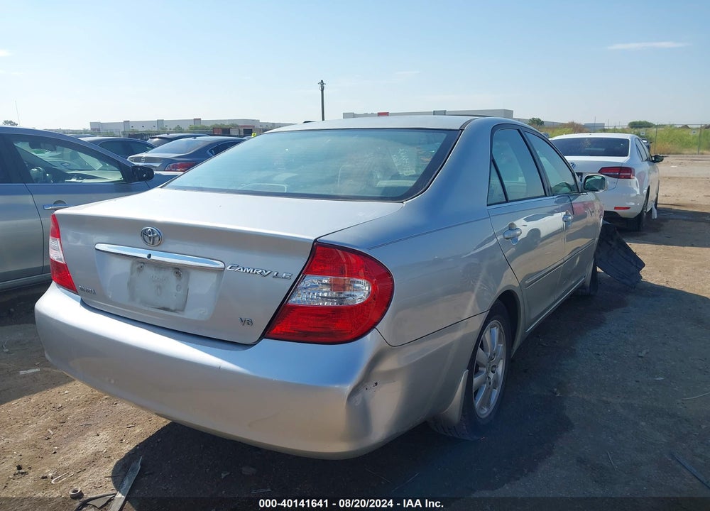 2002 TOYOTA CAMRY XLE VIN: JTDBE30K020038201