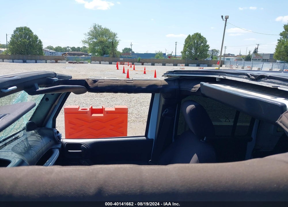 2014 JEEP WRANGLER UNLIMITED SPORT VIN: 1C4BJWDG9EL269524