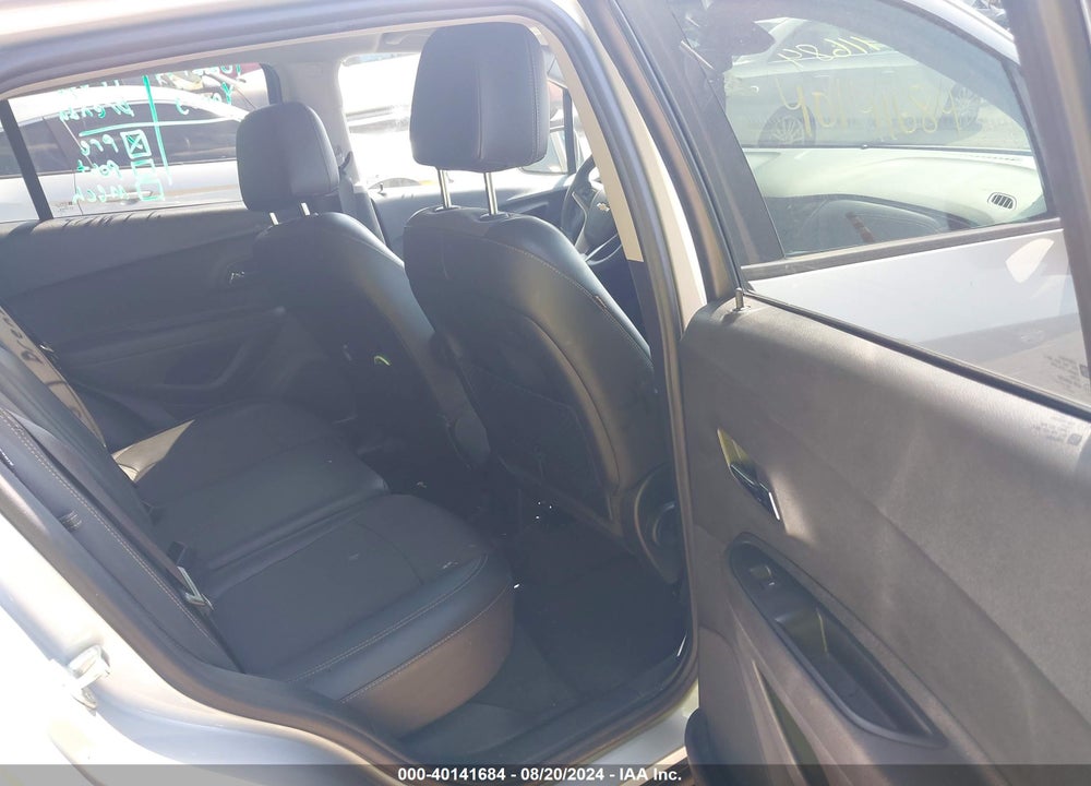 2020 CHEVROLET TRAX FWD LT VIN: 3GNCJLSBXLL301643