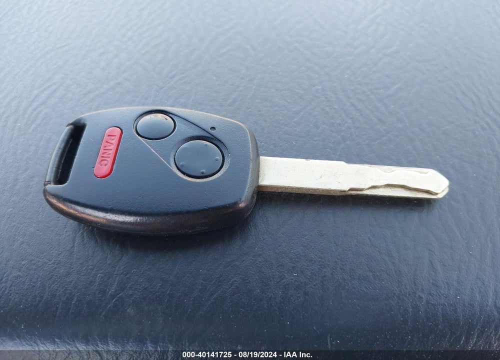 2007 HONDA PILOT EX VIN: 2HKYF18497H513923