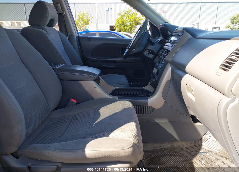 2007 HONDA PILOT EX VIN: 2HKYF18497H513923