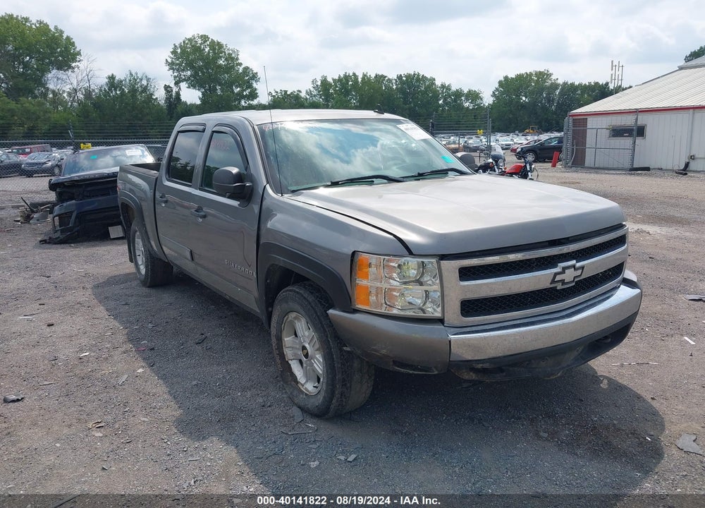 2008 CHEVROLET SILVERADO 1500 LT1 VIN: 2GCEK133X81339439