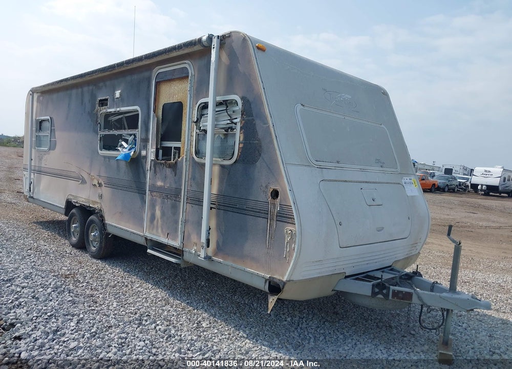 2001 TRAIL LITE 7000 SERIES TRAVEL TRAILERS VIN: 4WY200L2111076558