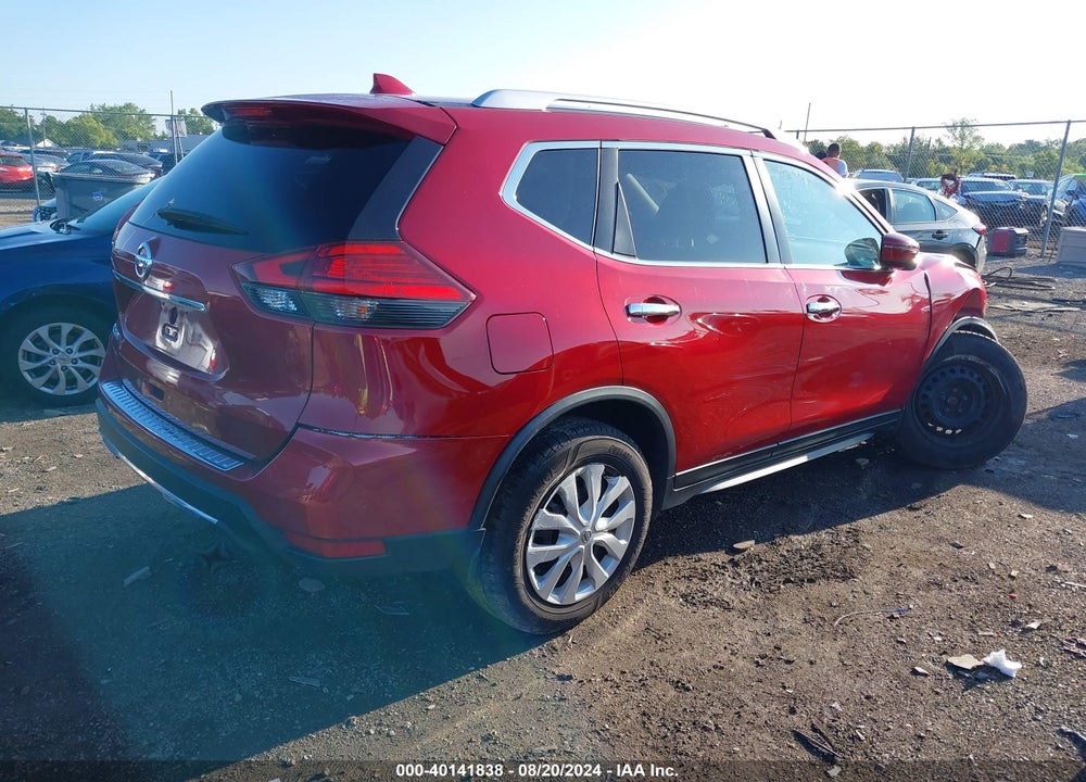 2017 NISSAN ROGUE VIN: JN8AT2MT8HW396560