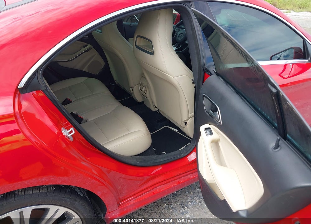 2018 MERCEDES-BENZ CLA 250 VIN: WDDSJ4EB5JN588110