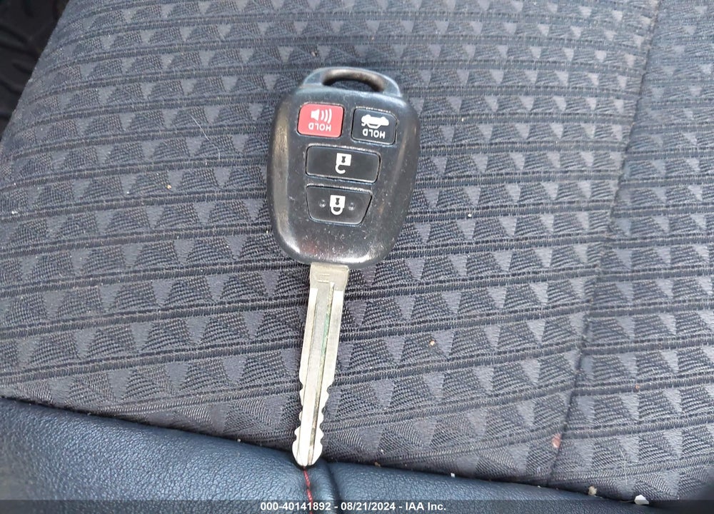 2015 TOYOTA CAMRY SE VIN: 4T1BF1FK0FU904322