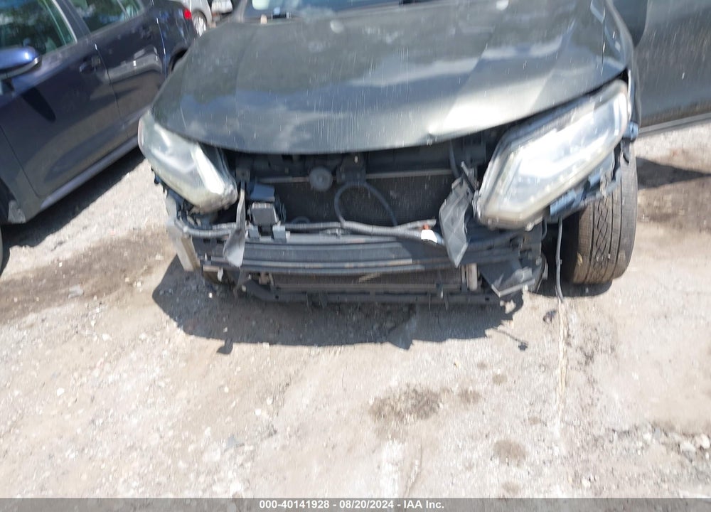 2015 NISSAN ROGUE SL VIN: 5N1AT2MV0FC758033