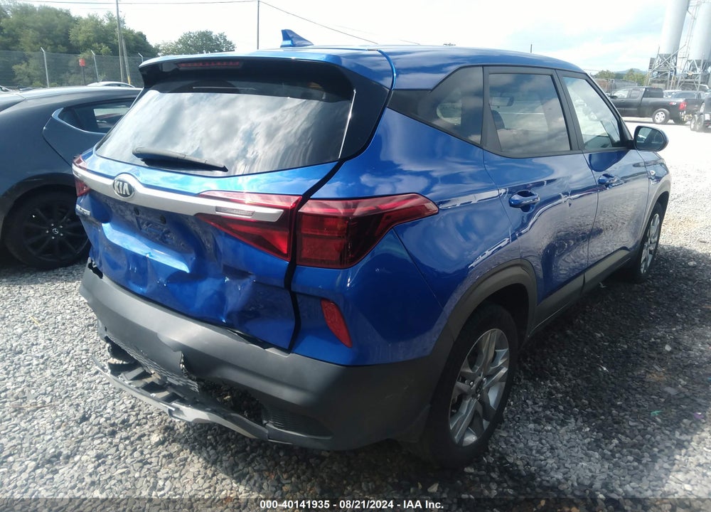 2021 KIA SELTOS LX VIN: KNDEPCAA6M7183010