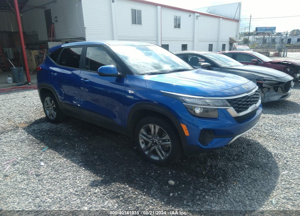 2021 KIA SELTOS LX VIN: KNDEPCAA6M7183010