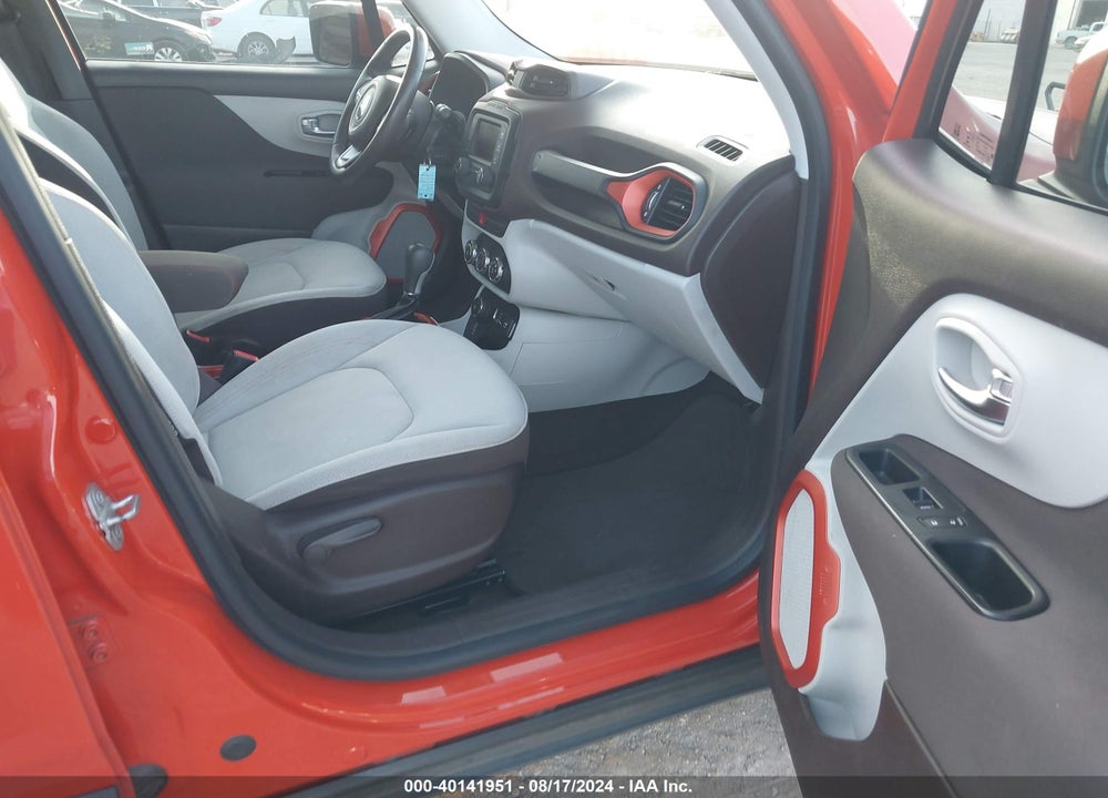 2015 JEEP RENEGADE LATITUDE VIN: ZACCJBBT4FPB27382