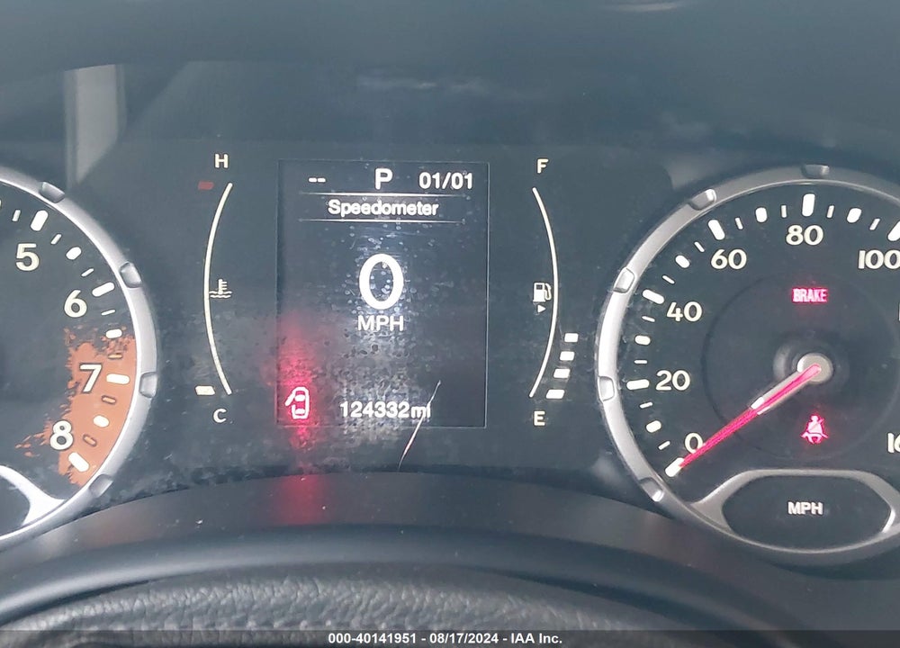 2015 JEEP RENEGADE LATITUDE VIN: ZACCJBBT4FPB27382