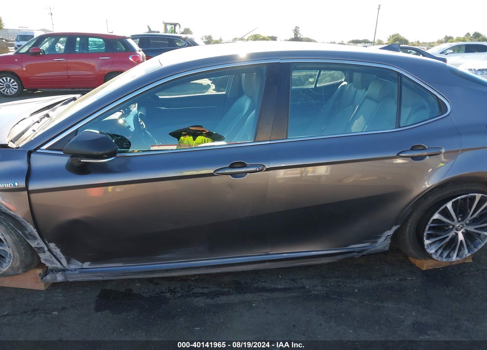 2020 TOYOTA CAMRY SE HYBRID VIN: 4T1J31AK3LU543157