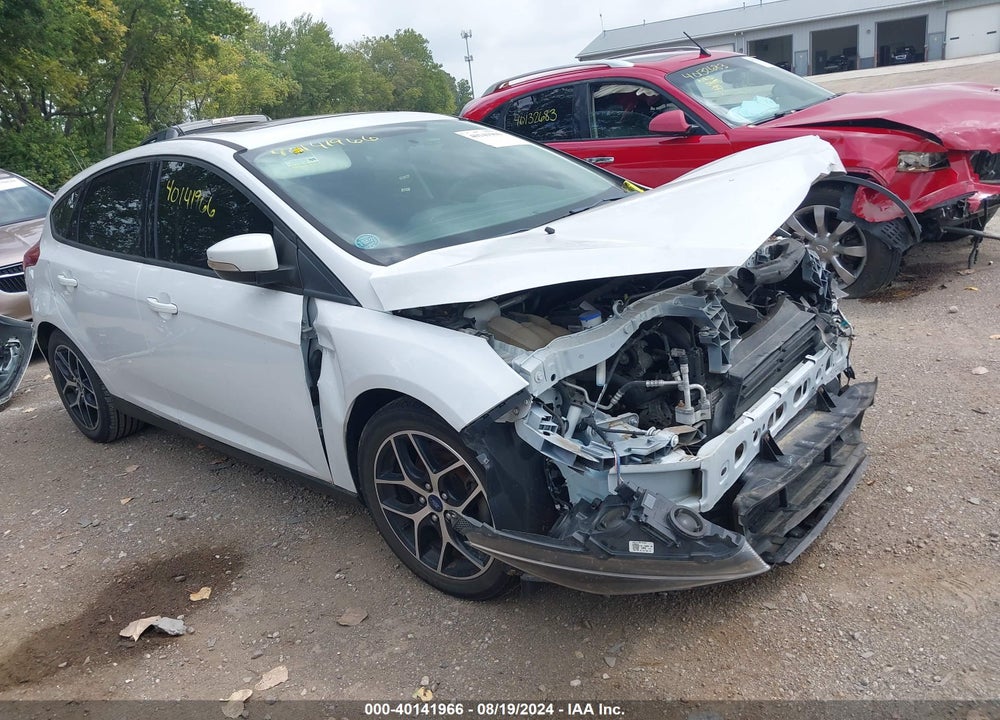 2018 FORD FOCUS SEL VIN: 1FADP3M26JL310461