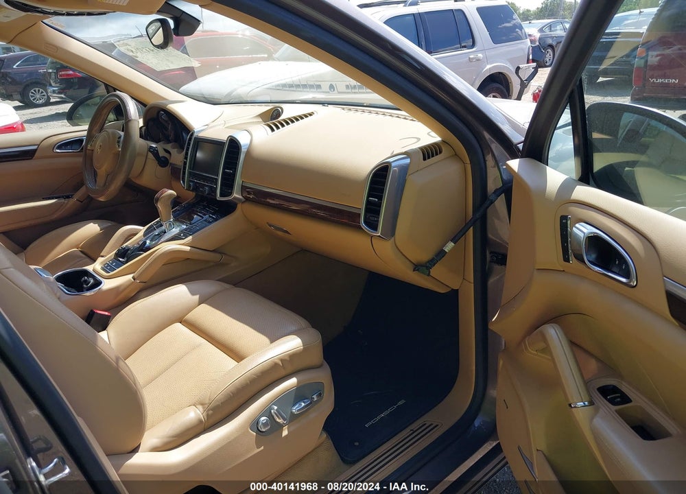 2013 PORSCHE CAYENNE VIN: WP1AA2A24DLA19229