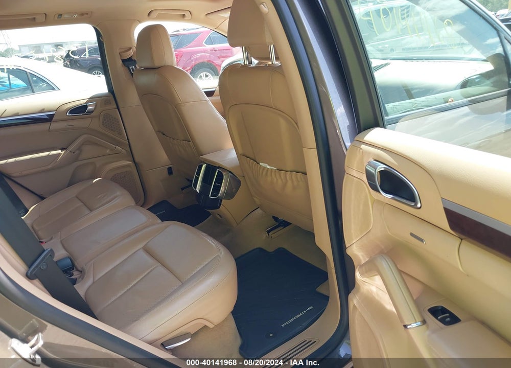 2013 PORSCHE CAYENNE VIN: WP1AA2A24DLA19229