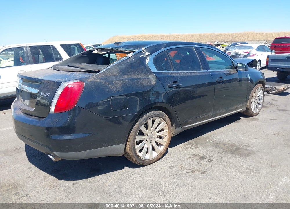 2011 LINCOLN MKS VIN: 1LNHL9DR2BG607384
