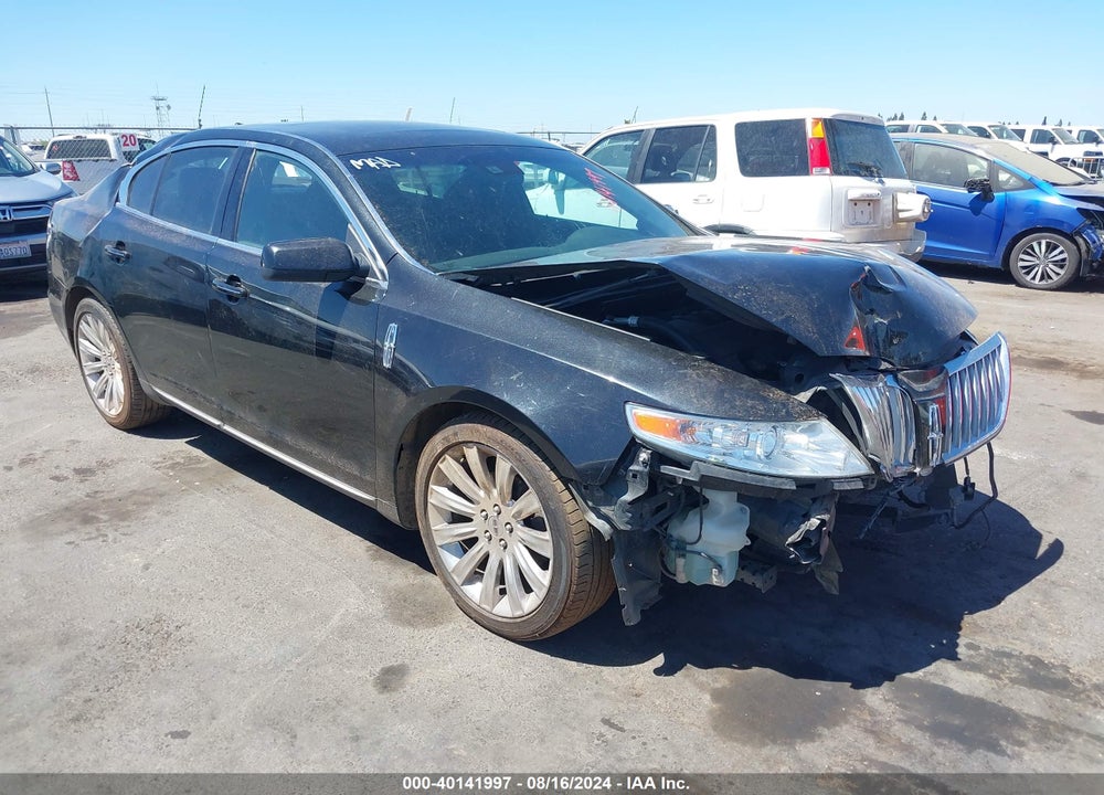 2011 LINCOLN MKS VIN: 1LNHL9DR2BG607384
