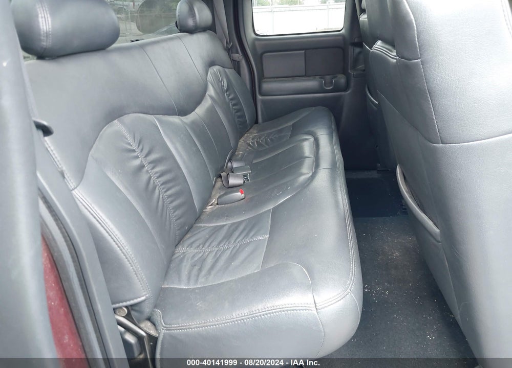 2002 GMC NEW SIERRA K1500 VIN: 1GTEK19T22Z178879