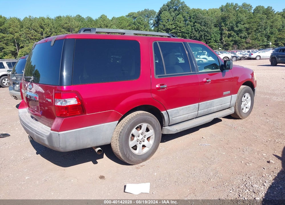 2007 FORD EXPEDITION XLT VIN: 1FMFU15597LA36511