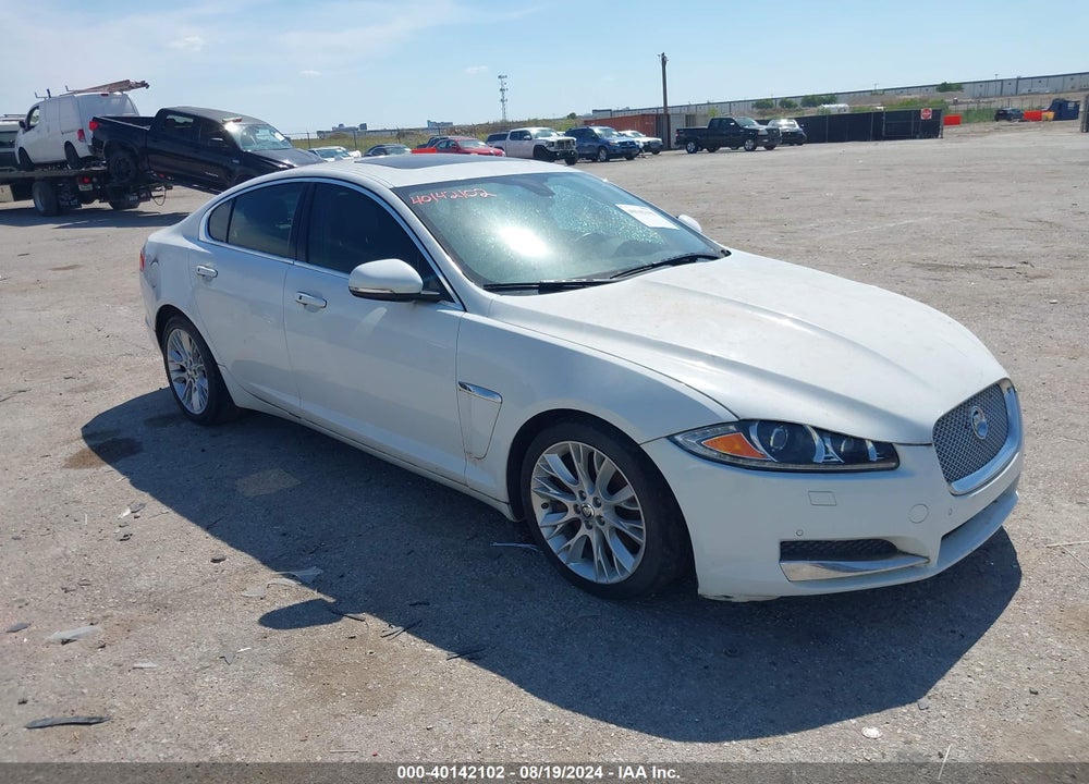 2013 JAGUAR XF V6 SC VIN: SAJWA0E75D8U08953