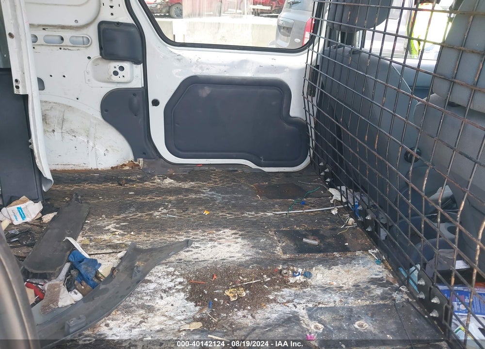2010 FORD TRANSIT CONNECT XL VIN: NM0LS6AN2AT018257