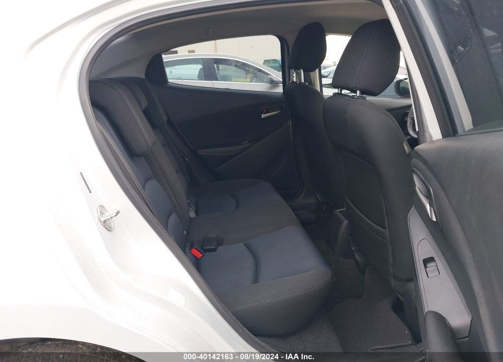 2019 TOYOTA YARIS L VIN: 3MYDLBYV2KY517458