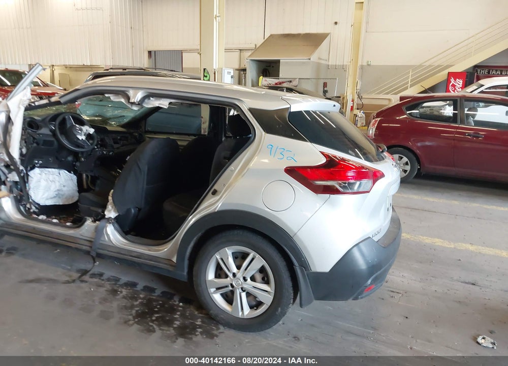 2019 NISSAN KICKS S VIN: 3N1CP5CU7KL498534
